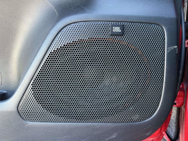 Used 2019 Toyota Tacoma TRD Off-Road AWD/4WD image 31