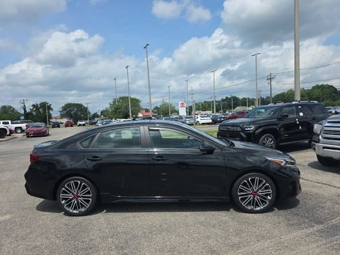 Used 2024 Kia Forte GT w/ GT2 Package FWD image 4