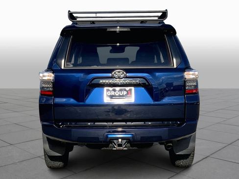 Used 2021 Toyota 4Runner Venture w/ Moonroof Package image 5