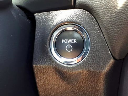 Certified 2025 Toyota RAV4 XLE w/ Convenience Package image 22