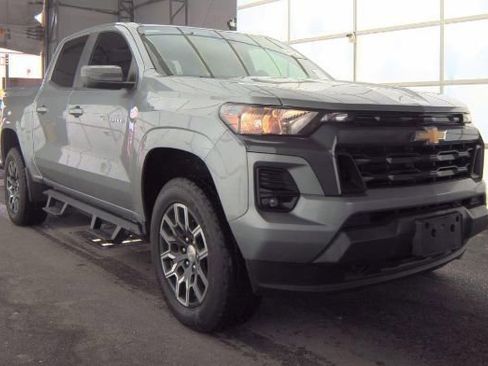 Used 2023 Chevrolet Colorado LT w/ LT Convenience Package II AWD/4WD image 1