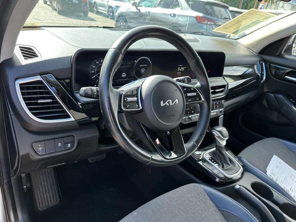 Used 2024 Kia Seltos S FWD image 18