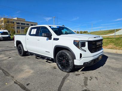 Used 2024 GMC Sierra 1500 Elevation