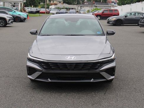 Used 2026 Hyundai Elantra Sport FWD image 3