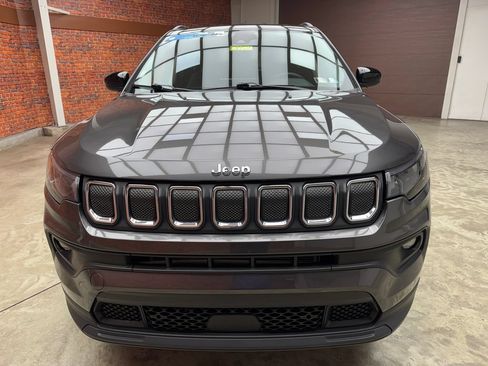 Used 2022 Jeep Compass Latitude AWD/4WD image 7