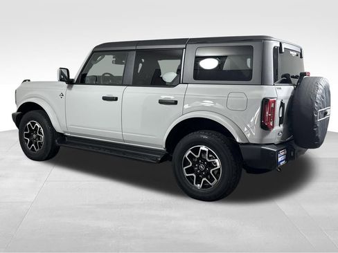 New 2026 Ford Bronco Outer Banks image 7