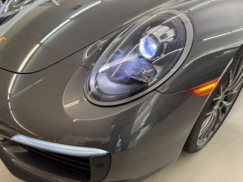 Used 2019 Porsche 911 Carrera S RWD image 25