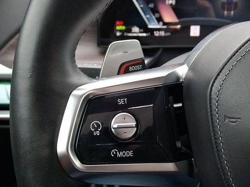 Certified 2023 BMW 760i xDrive image 24