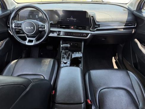 Used 2023 Kia Sportage EX AWD/4WD image 10