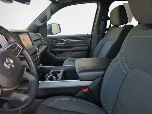 Used 2023 RAM 1500 Big Horn AWD/4WD image 12