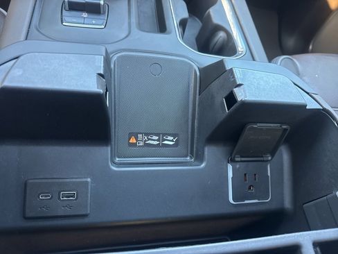 Used 2024 GMC Sierra 1500 Denali image 30