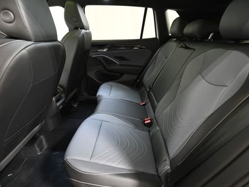 New 2026 Volkswagen Tiguan SE R-Line AWD/4WD image 8