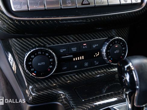 Used 2018 Mercedes-Benz G 550 Squared image 31