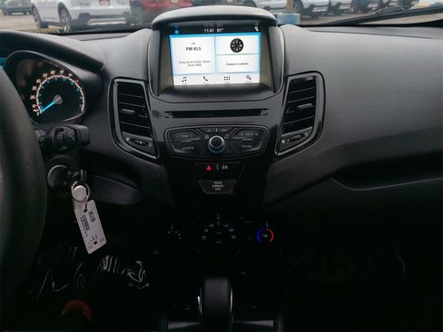 Used 2018 Ford Fiesta SE w/ Equipment Group 201A image 19
