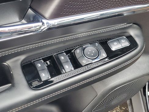 New 2026 Lincoln Corsair Premiere image 10