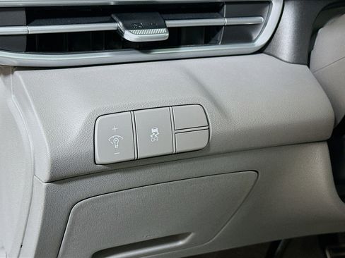 New 2026 Hyundai Elantra Sport FWD image 10