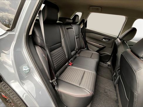 New 2026 Nissan Rogue SV AWD/4WD image 19