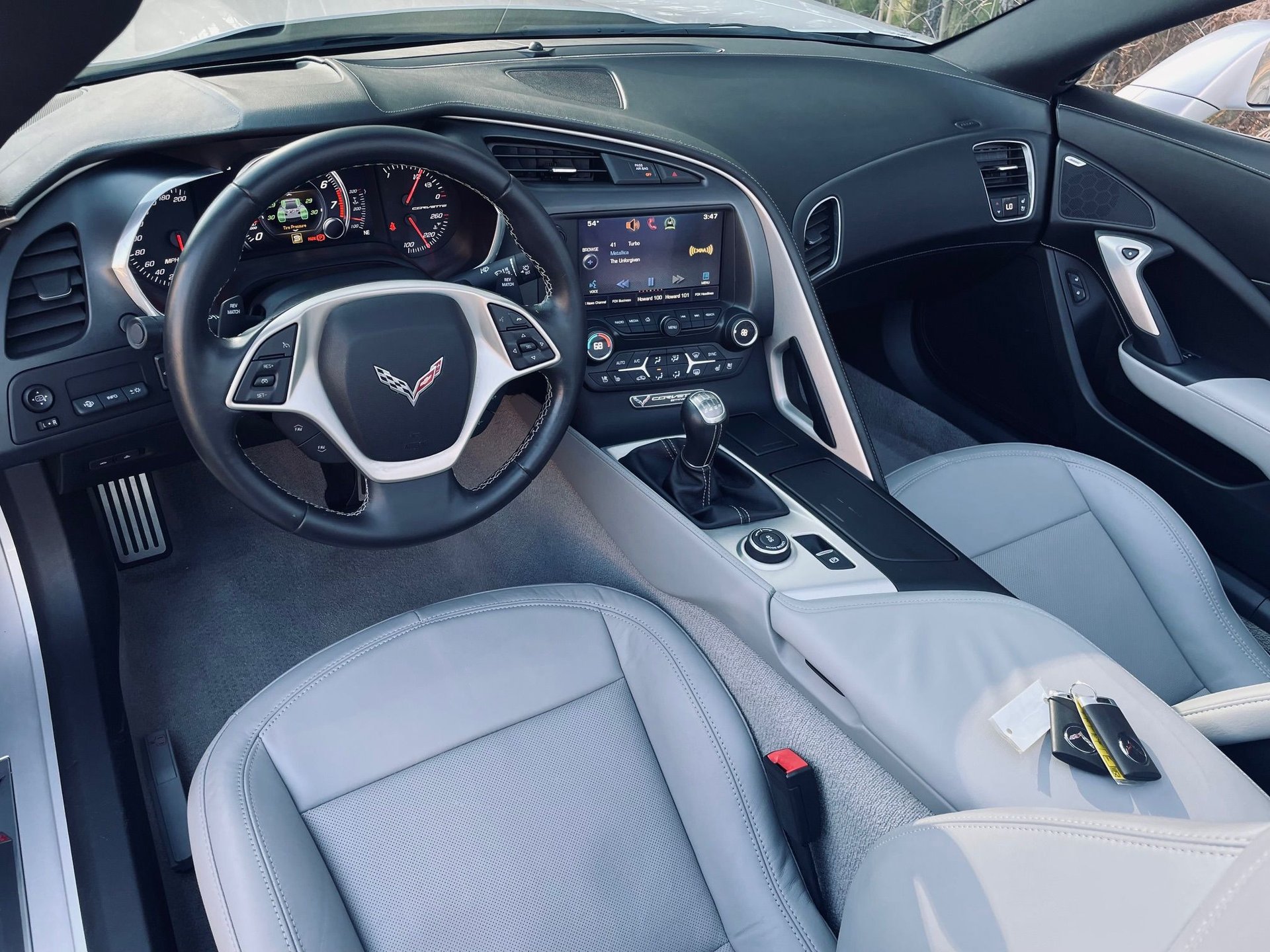 Used 2015 Chevrolet Corvette Stingray Convertible w/ 2LT Preferred Equipment Group RWD image 46