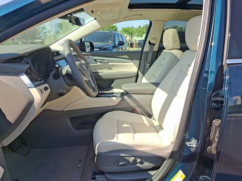 New 2026 Cadillac XT5 Premium Luxury w/ Driver Assist Package AWD/4WD image 6