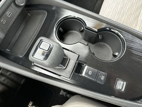 Used 2021 Nissan Rogue SV FWD image 22