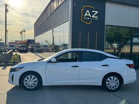 Used 2024 Nissan Sentra S FWD image 9