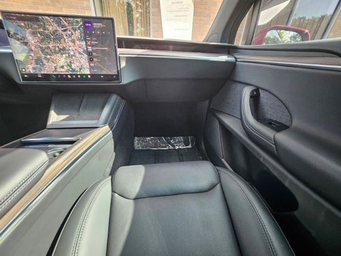 Used 2023 Tesla Model X AWD/4WD image 55