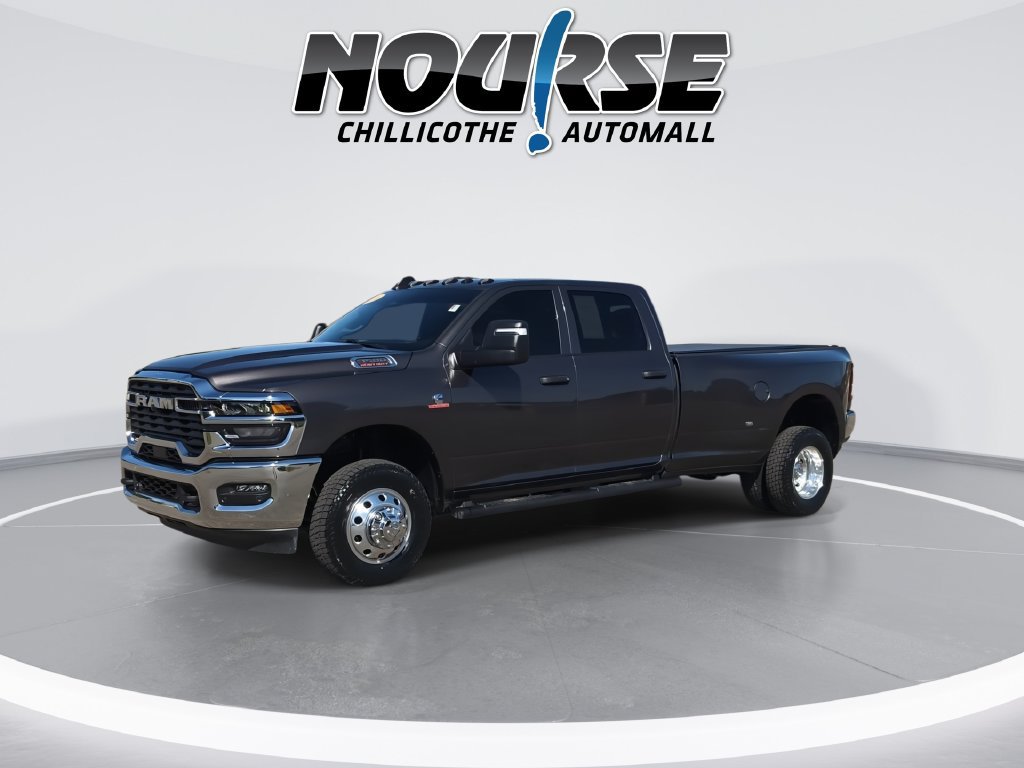 Used 2026 RAM 3500 Tradesman AWD/4WD image 4