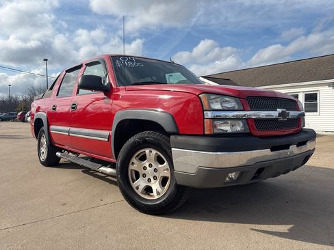 Used 2004 Chevrolet Avalanche Z71 w/ Preferred Equipment Group image 1
