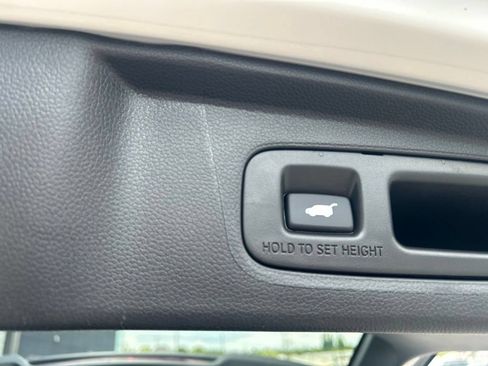 Used 2026 Honda CR-V EX-L image 28