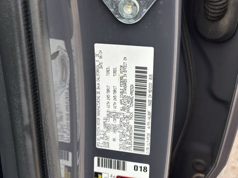 Used 2024 Toyota Tacoma SR5 AWD/4WD image 34