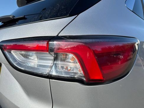 Used 2020 Ford Escape SE AWD/4WD image 13