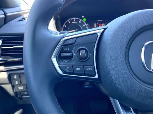 Used 2025 Acura RDX SH-AWD image 23
