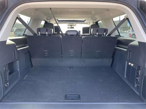 New 2025 Ford Expedition Max Platinum w/ Driver's Package image 5