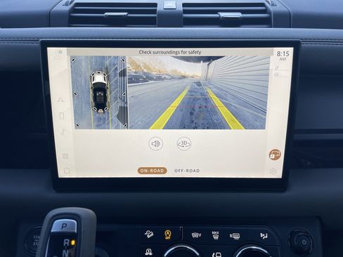 Certified 2025 Land Rover Defender 110 image 28