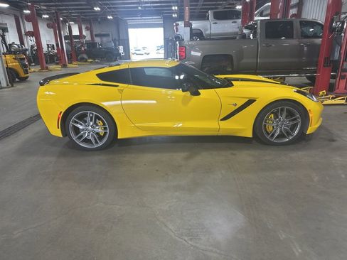 Used 2015 Chevrolet Corvette Stingray Coupe w/ 3LT Preferred Equipment Group RWD image 29