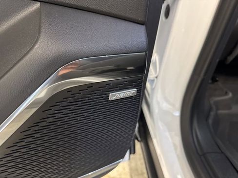 New 2026 GMC Acadia Elevation w/ Black Edition image 32