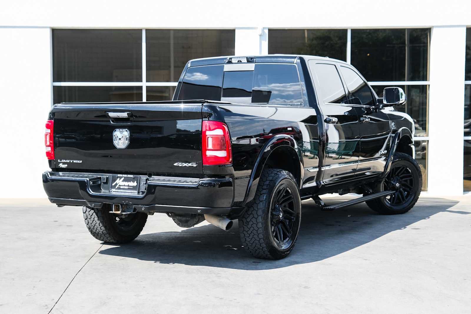 Used 2022 RAM 2500 Limited AWD/4WD image 11