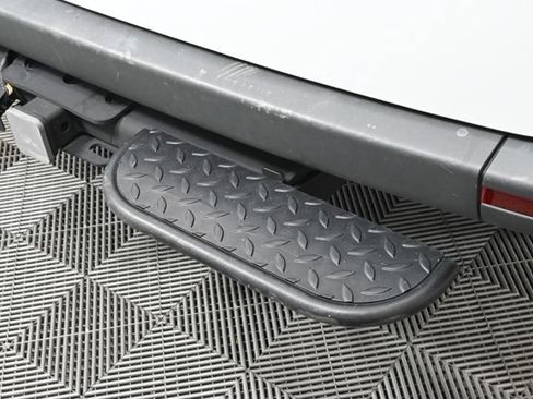 Used 2025 Mercedes-Benz Sprinter 2500 image 8