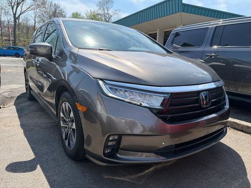 Used 2022 Honda Odyssey EX-L image 3