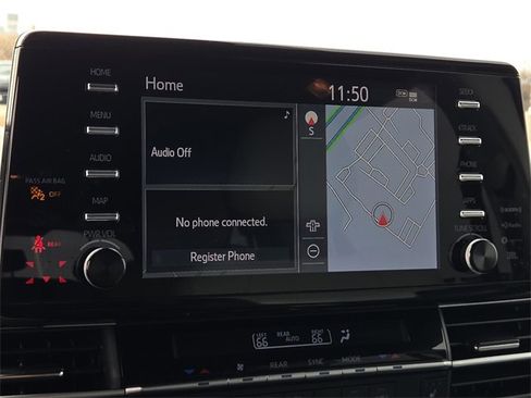 Used 2022 Toyota Sienna XSE image 20