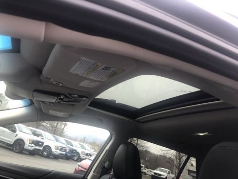 Used 2020 Subaru Outback Limited XT w/ Popular Package #2 image 8