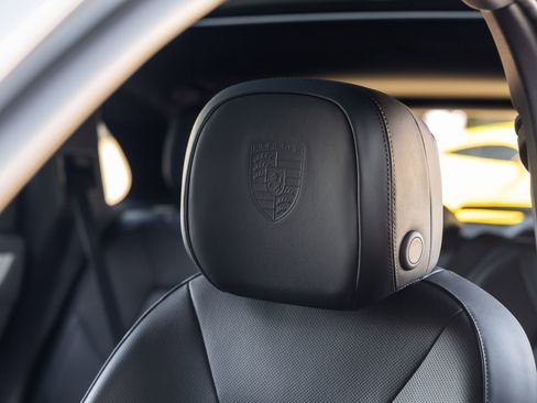 Certified 2026 Porsche Cayenne image 28