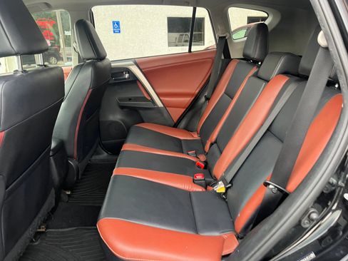 Used 2013 Toyota RAV4 Limited AWD/4WD image 16