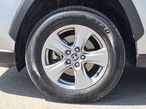 Certified 2025 Toyota RAV4 XLE AWD/4WD image 21