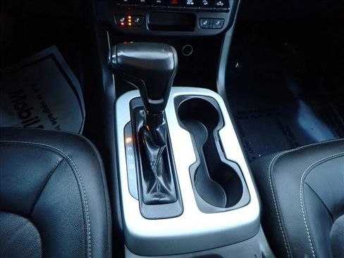 Used 2018 Chevrolet Colorado ZR2 image 21