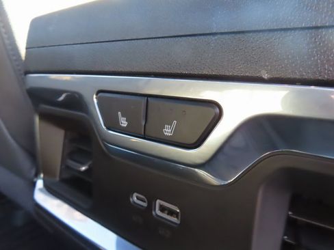 Certified 2025 Chevrolet Silverado 1500 High Country w/ Technology Package image 41