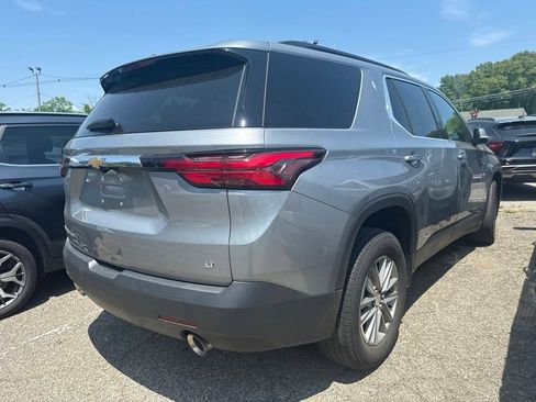 Used 2023 Chevrolet Traverse LT AWD/4WD image 4