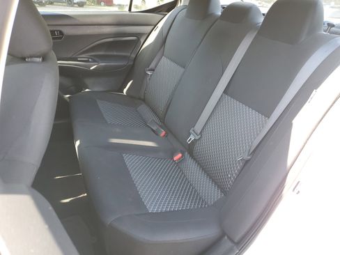 Used 2021 Nissan Versa S image 18