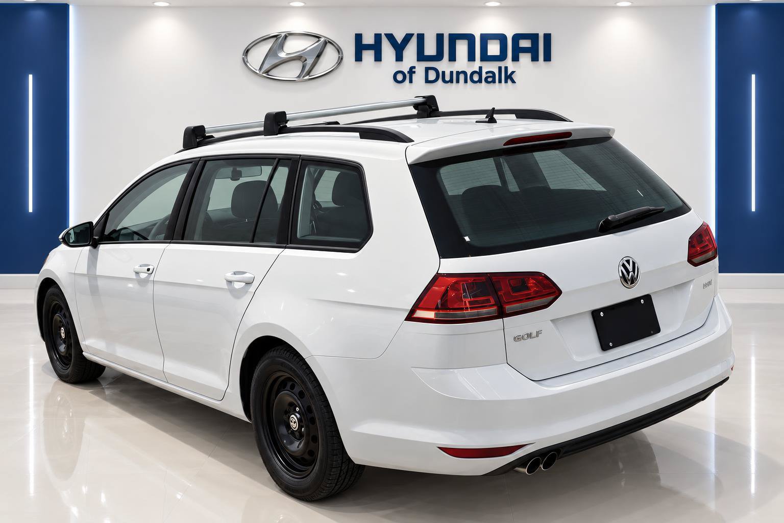 Used 2017 Volkswagen Golf S AWD/4WD image 4