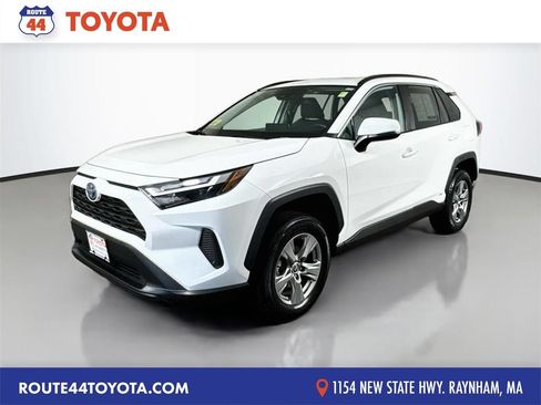 Used 2024 Toyota RAV4 XLE w/ Convenience Package AWD/4WD image 1